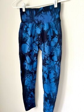 Halara Blue Tie-Dye High-Waist Shaping Leggings